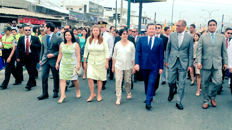 Ministra Lídice Larrea participa en festividades cívicas de Portoviejo –  Ministerio de Inclusión Económica y Social